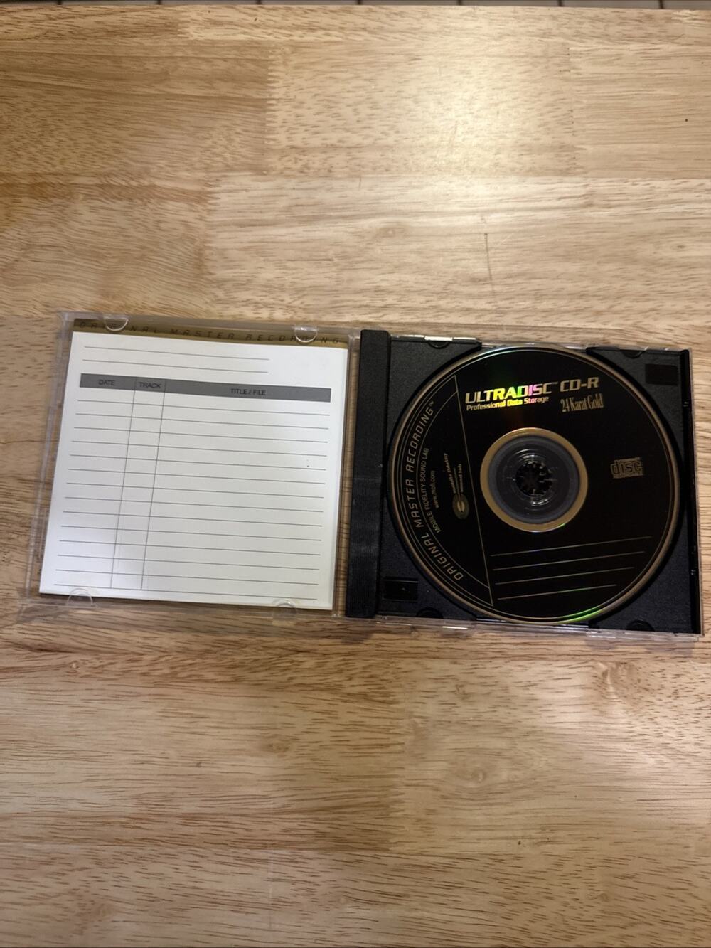 One (1) Mobile Fidelity MFSL MOFI Ultradisc CD-R 24 KT Blank Gold Disc
